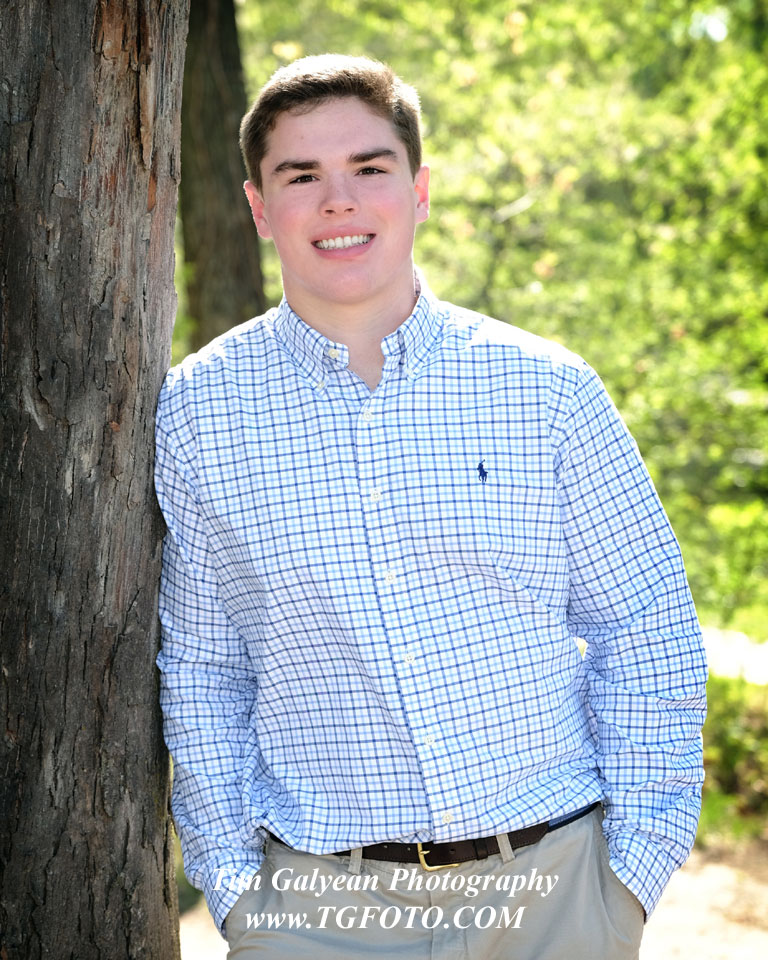 tree,senior,picture,photo,nature,natural,overland,park,olathe,st,thomas,aquinas,louisburg,rockhurst,bvwn,bvw,os,olathe,south,east,west,northwest,kansas, city,mo,ks,kansas